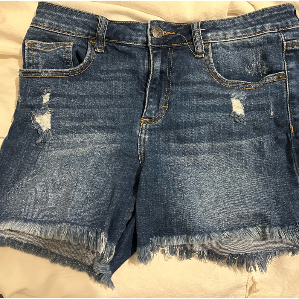 CJLA size small revy shorts